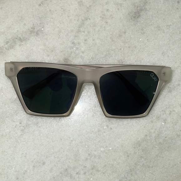 Quay Australia Accessories - Quay Clear Square Frame Sunglasses